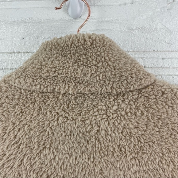 Calvin Klein Tan Zip Front Faux Fur Sherpa Teddy Jacket Gold Details Size M - Picture 11 of 15